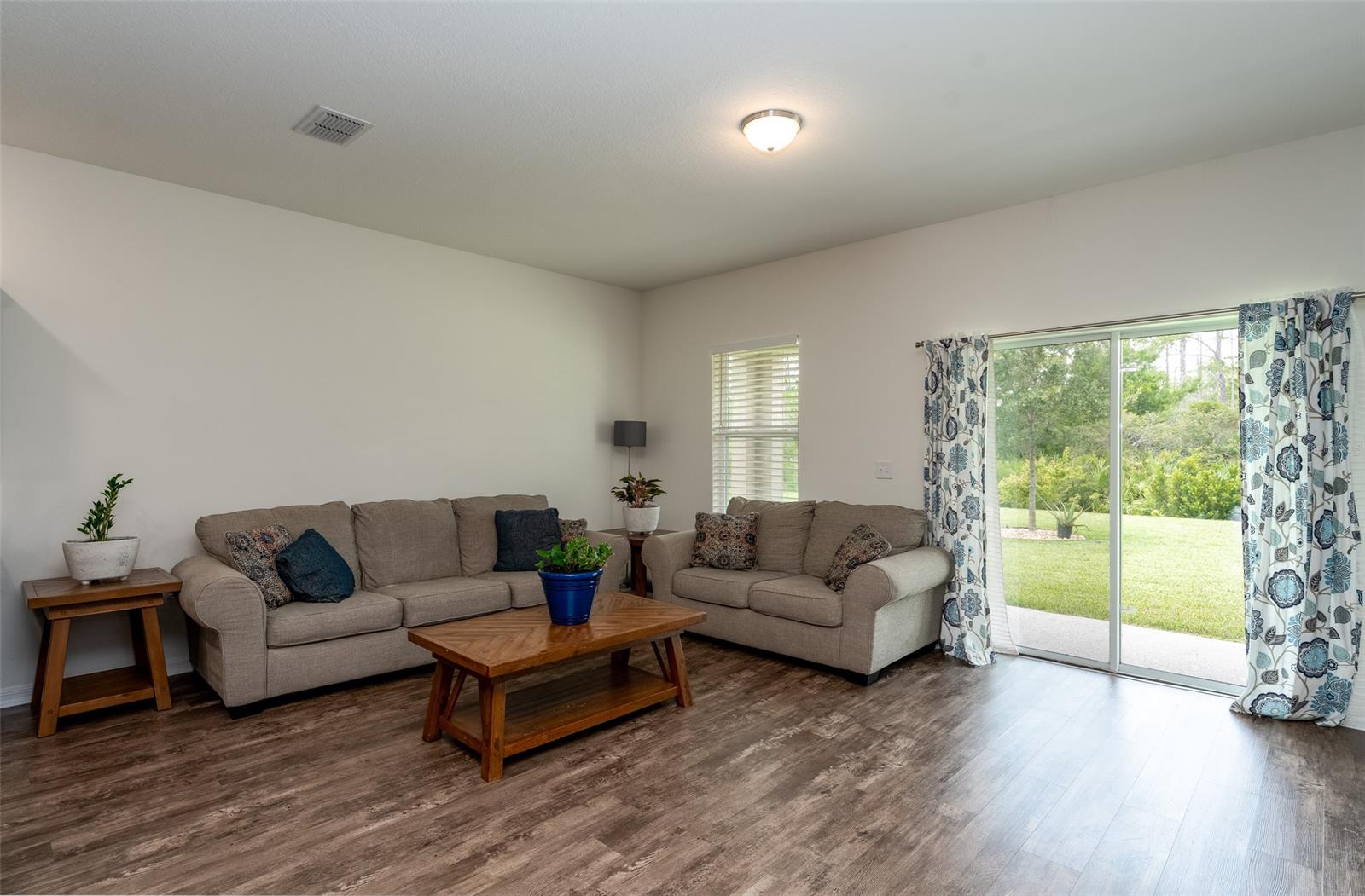 Coastal Woods Un B1 - Residential