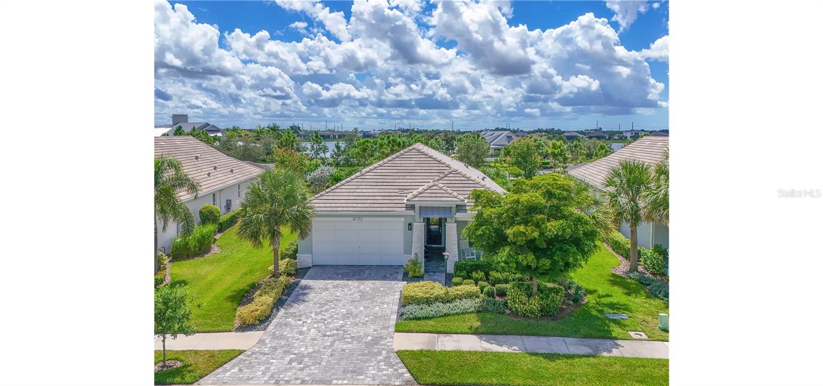 7983 SANDSTAR WAY