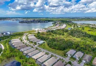 LAKEHOUSE COVE AT WATERSIDE - Residential