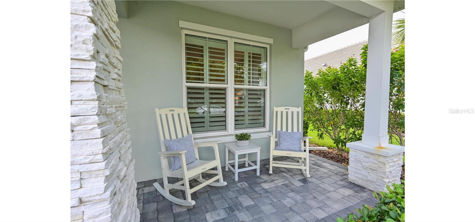 LAKEHOUSE COVE AT WATERSIDE - Residential