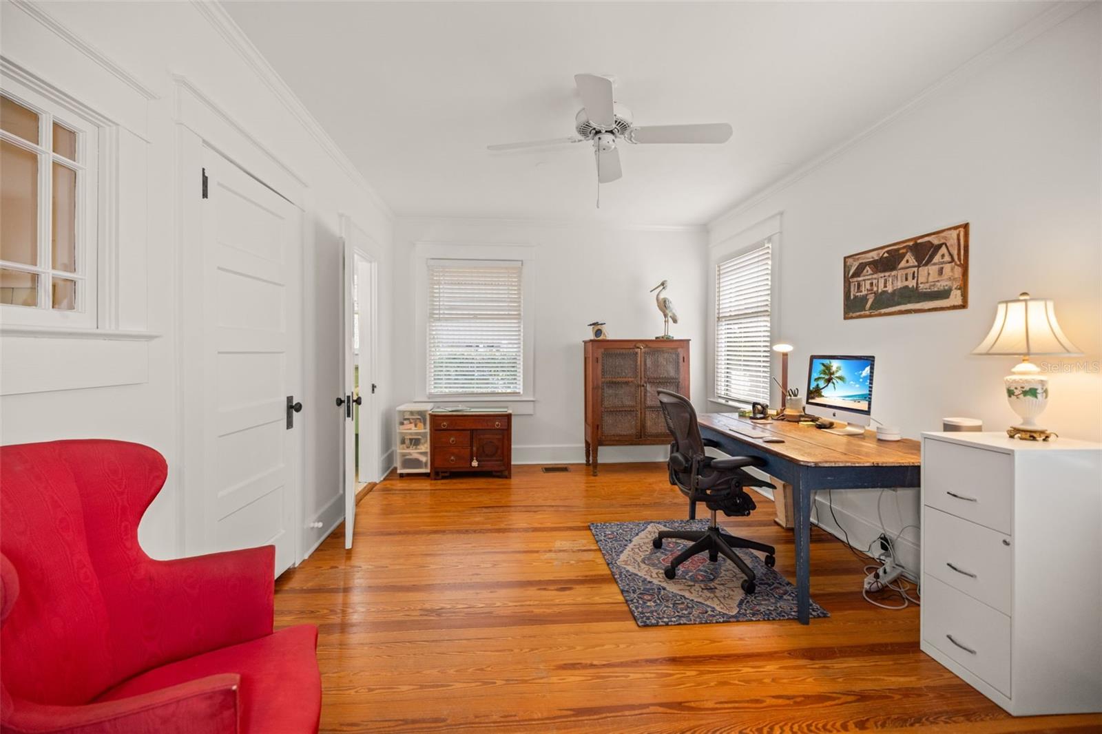 JONES GEO L SUB - Commercial Sale