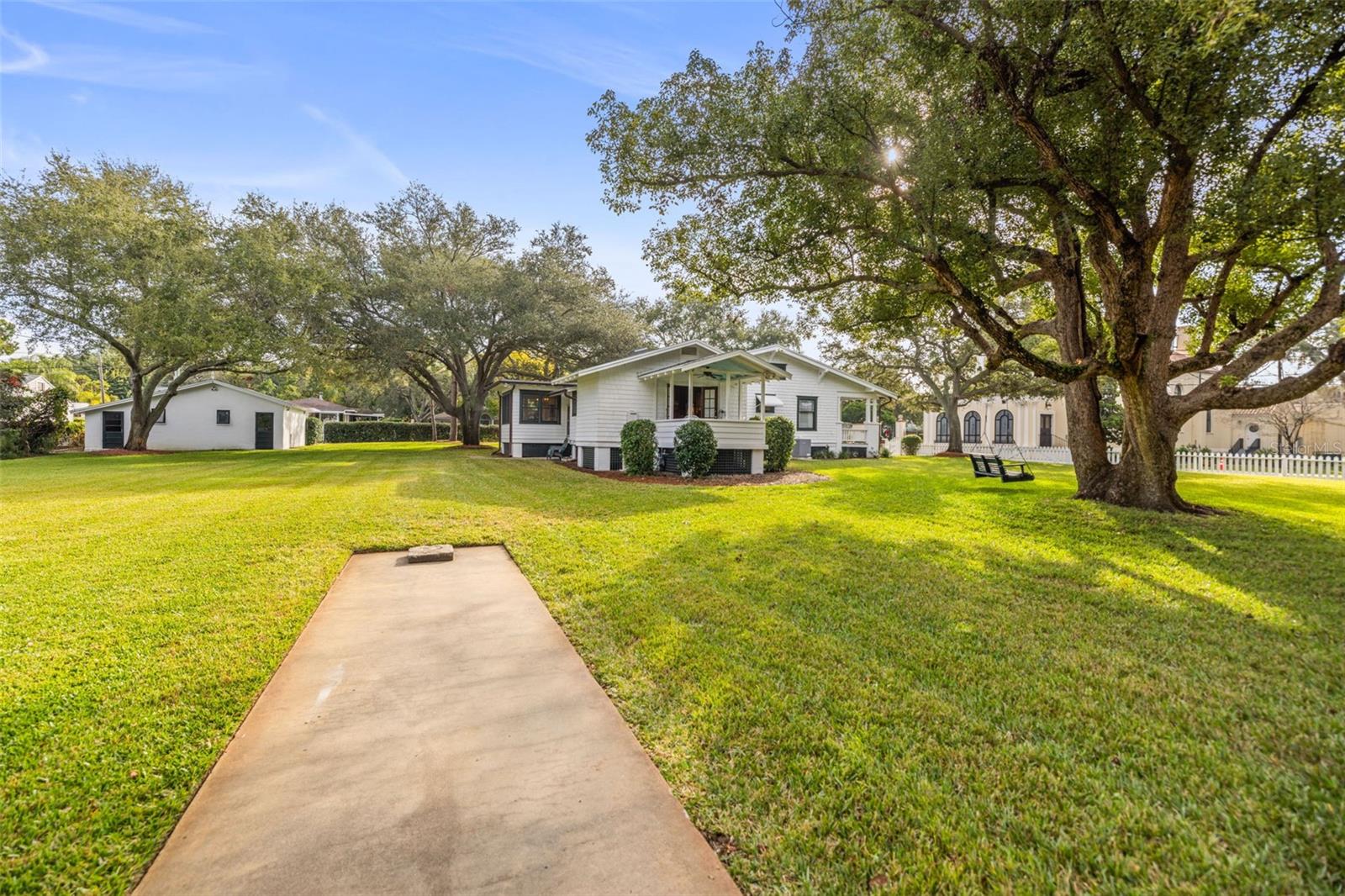 JONES GEO L SUB - Commercial Sale