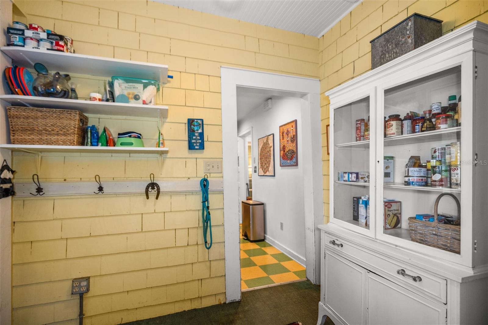 JONES GEO L SUB - Commercial Sale