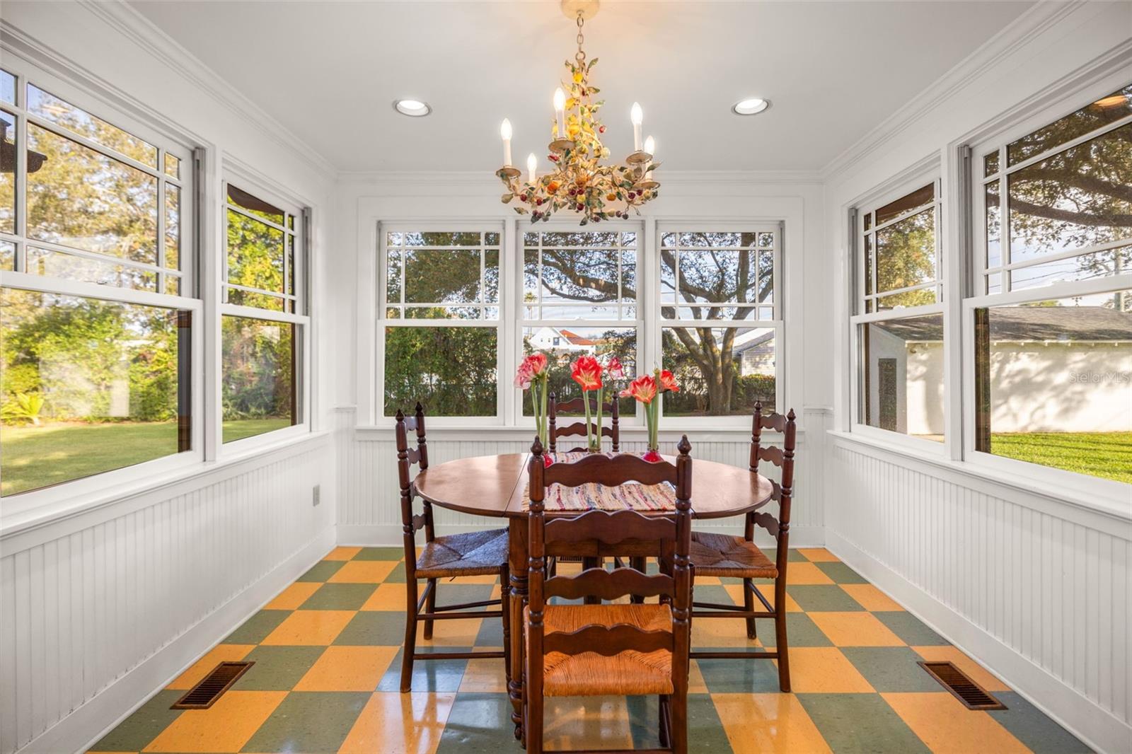 JONES GEO L SUB - Commercial Sale