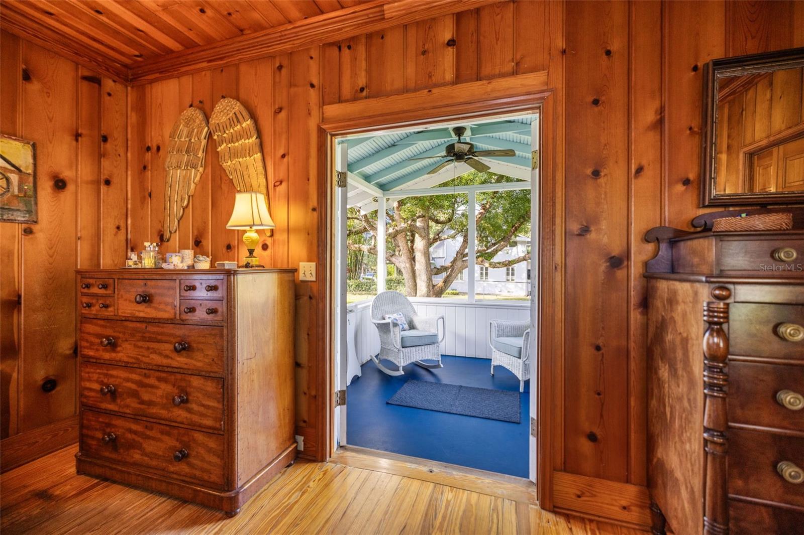 JONES GEO L SUB - Commercial Sale