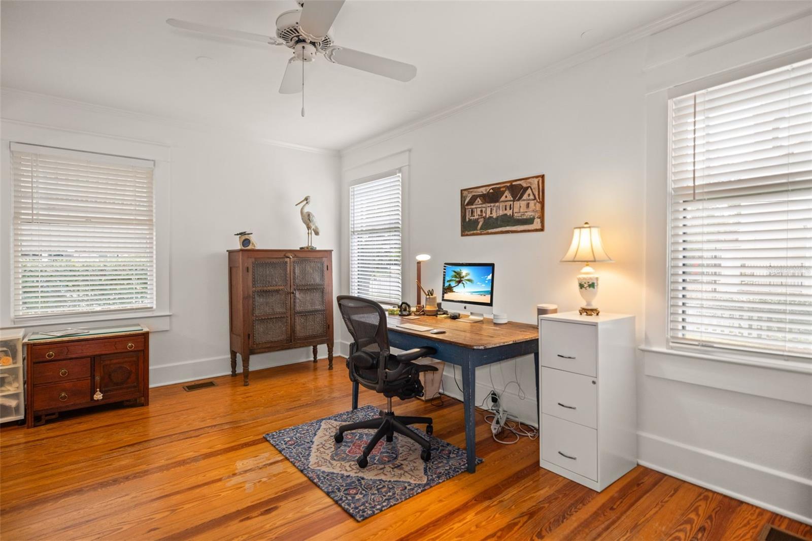 JONES GEO L SUB - Commercial Sale