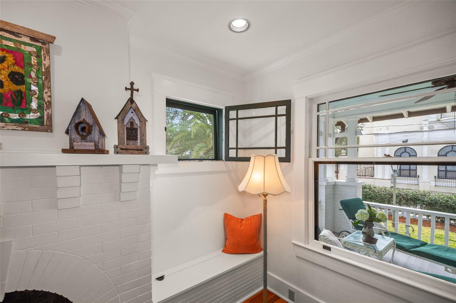 JONES GEO L SUB - Commercial Sale