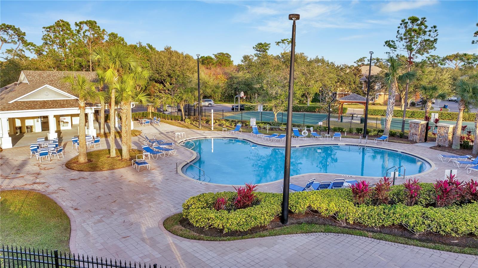 TUCKER OAKS PH 1 BLDG 51 - Residential