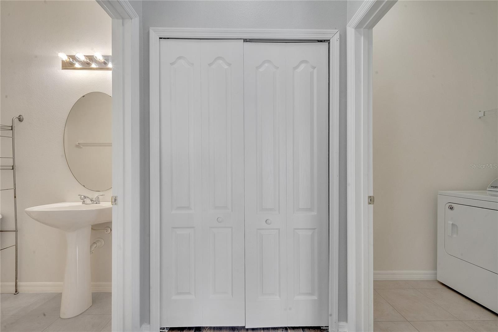 TUCKER OAKS PH 1 BLDG 51 - Residential