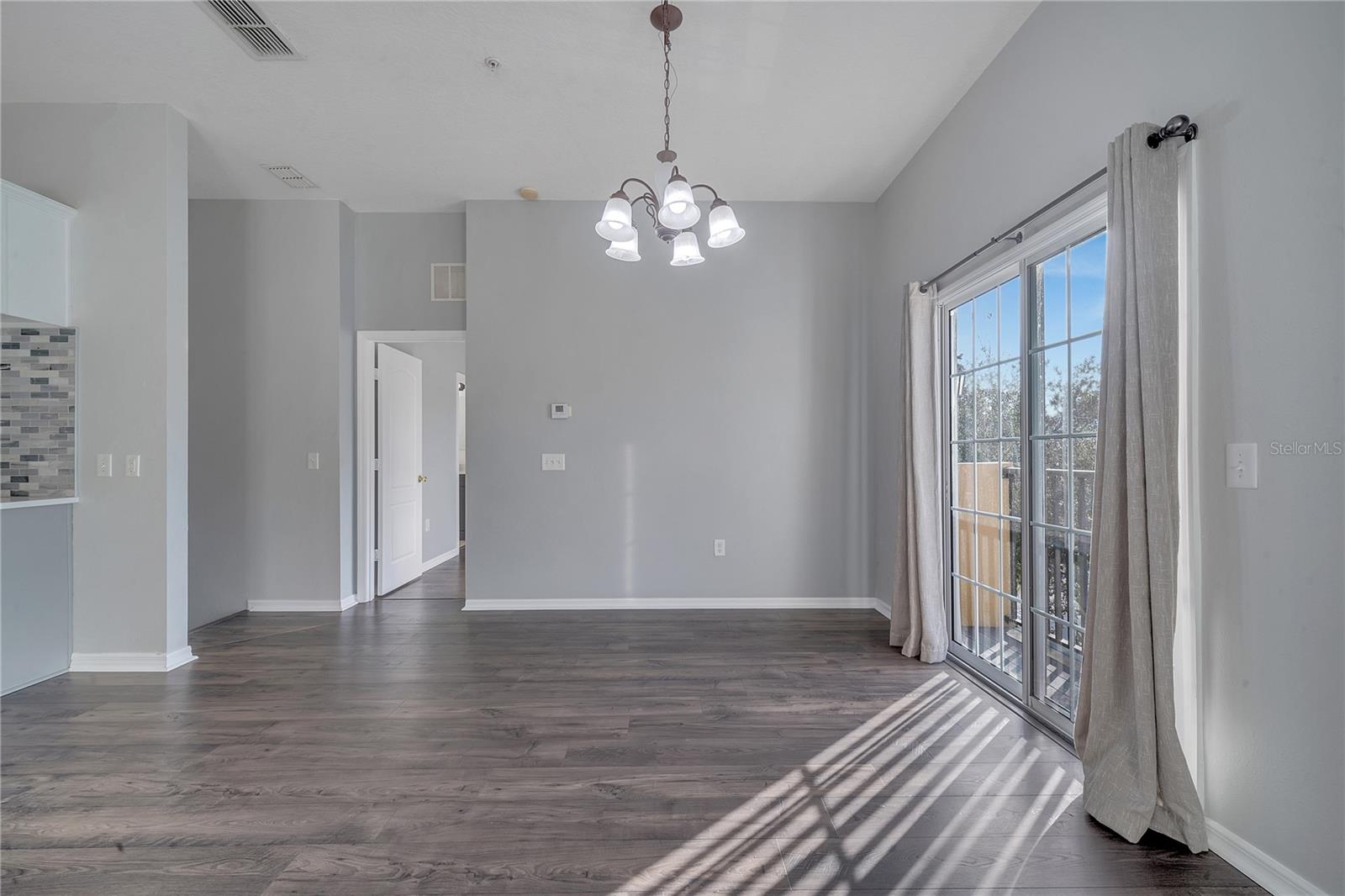 TUCKER OAKS PH 1 BLDG 51 - Residential