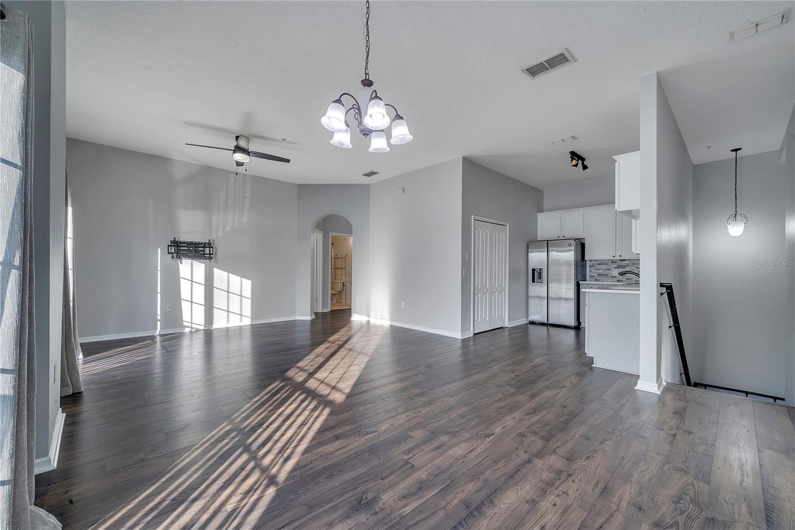 TUCKER OAKS PH 1 BLDG 51 - Residential