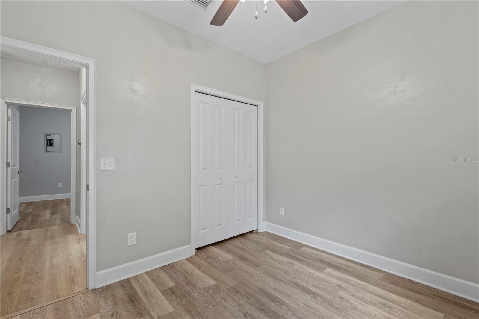 REPLAT SYLVANIA TERRACE - Residential Lease