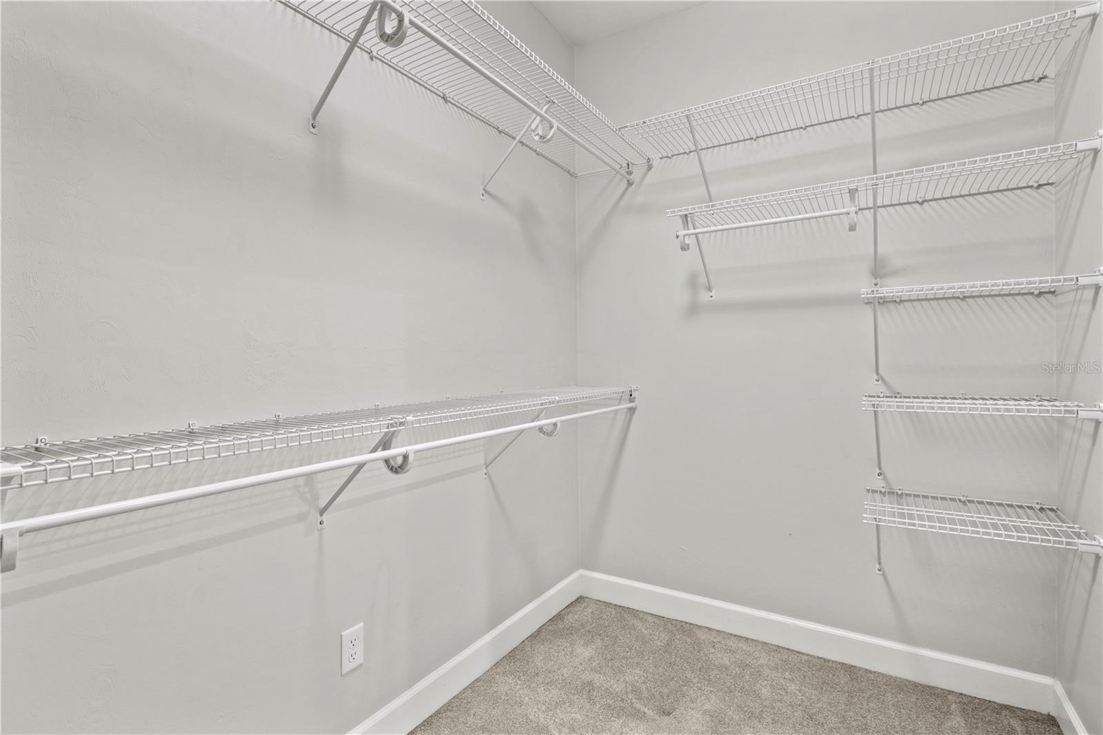 REPLAT SYLVANIA TERRACE - Residential Lease