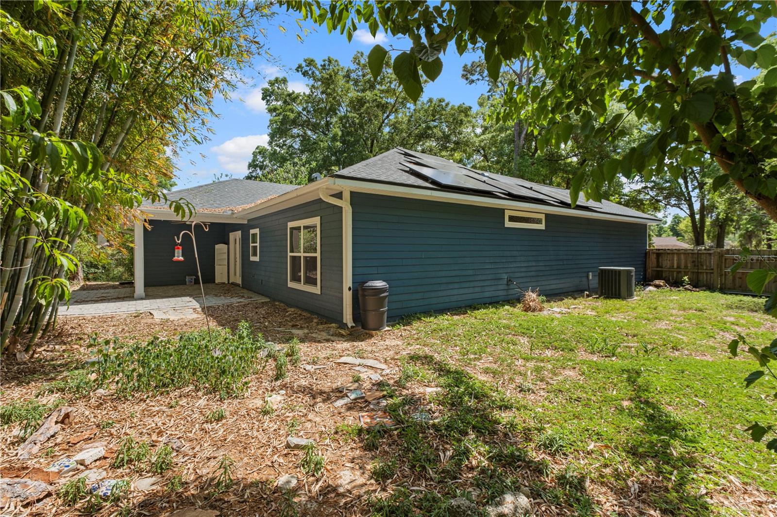 REPLAT SYLVANIA TERRACE - Residential Lease