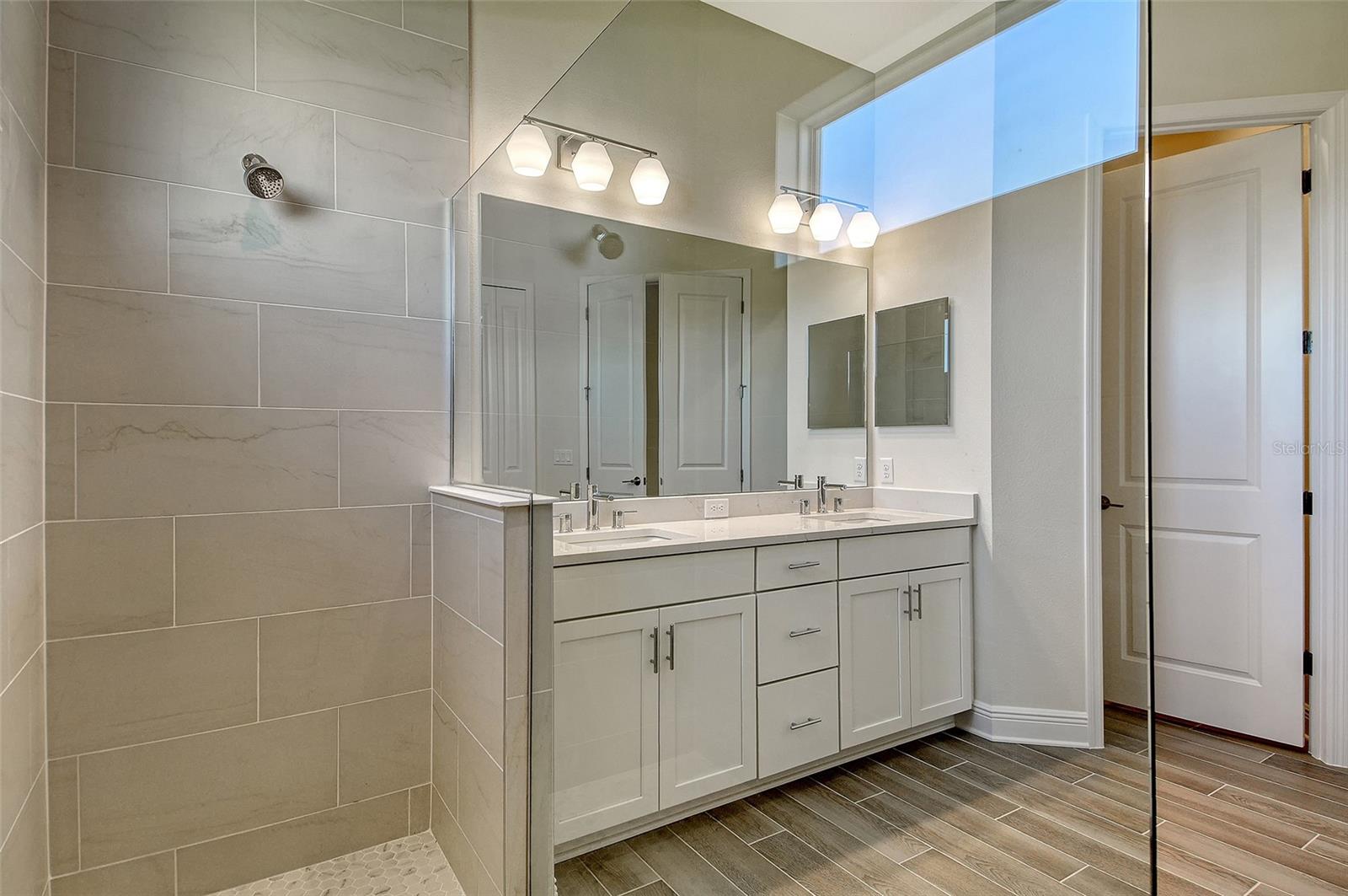 4317 WATER LANDING WAY