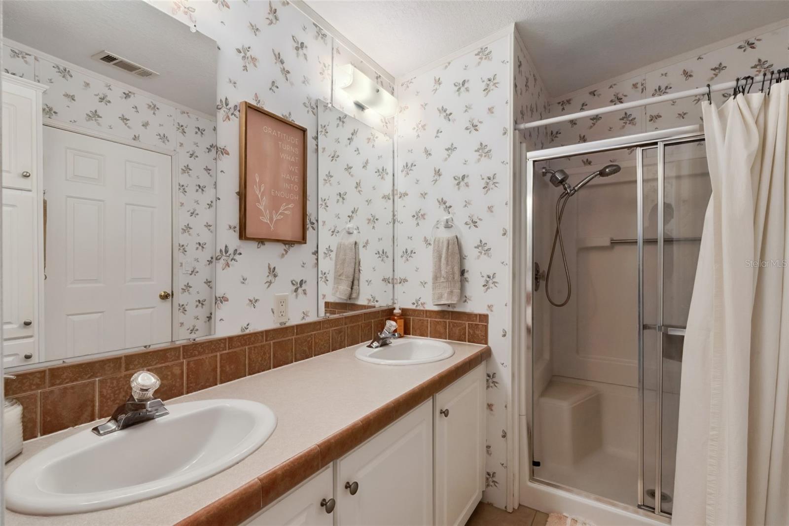 MOUNT OLIVE SHORES PH 04 - Residential