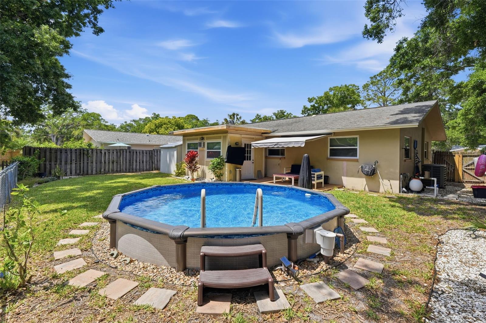 ACREAGE - Residential