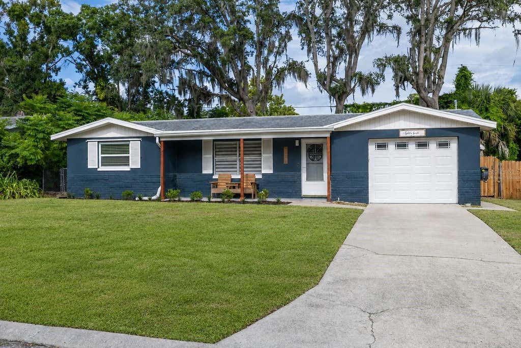 Photo of 5030 Overlook Drive, New Port Richey, FL 34652 (MLS # TB8541275)
