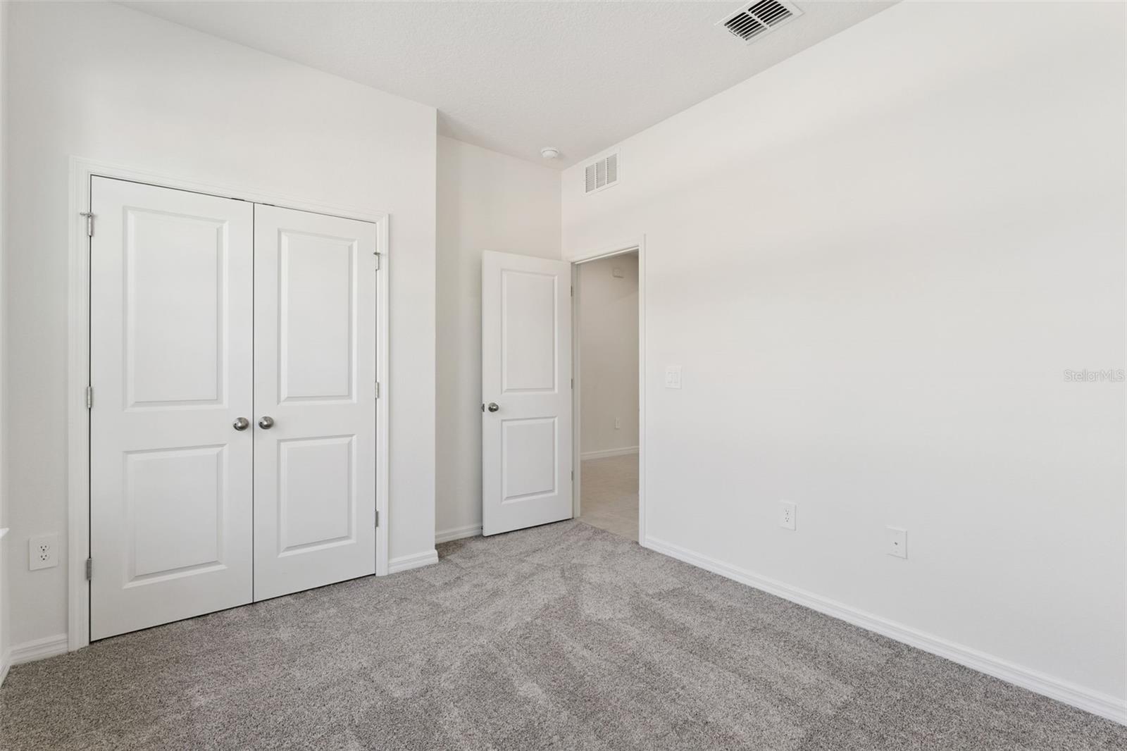 EDEN CREST - Residential