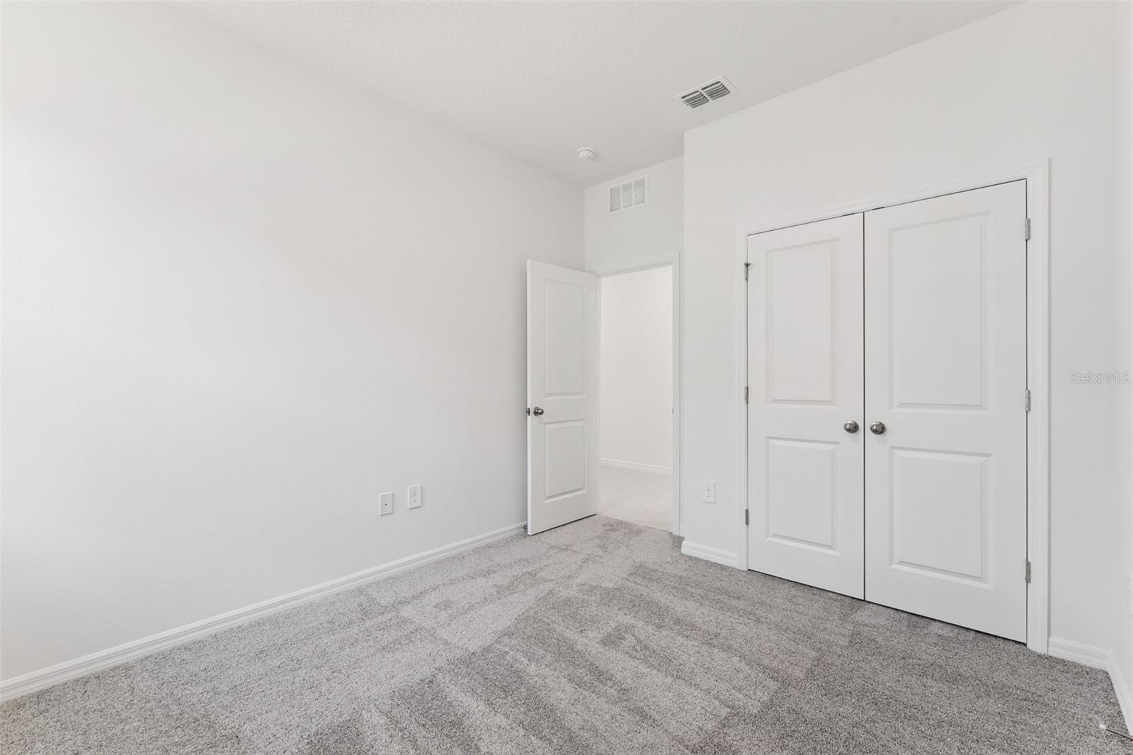 EDEN CREST - Residential