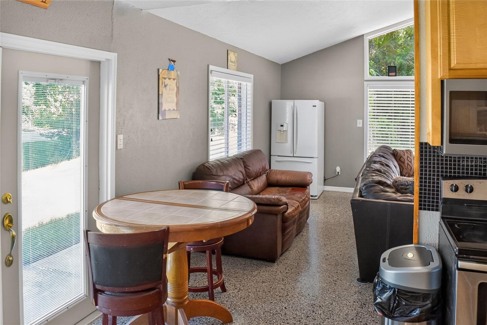2420 HAZEL BISHOP DRIVE