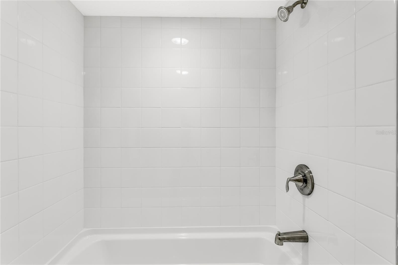 TREASURE ISLAND TENNIS & YACHT CLUB - Residential