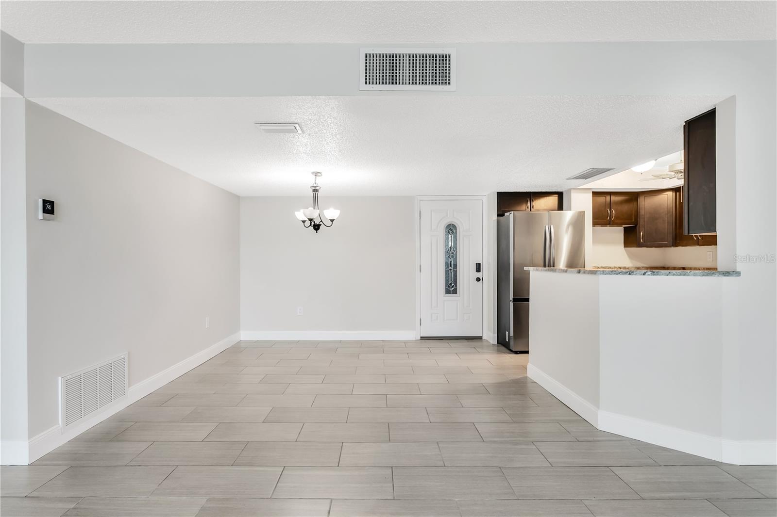 TREASURE ISLAND TENNIS & YACHT CLUB - Residential