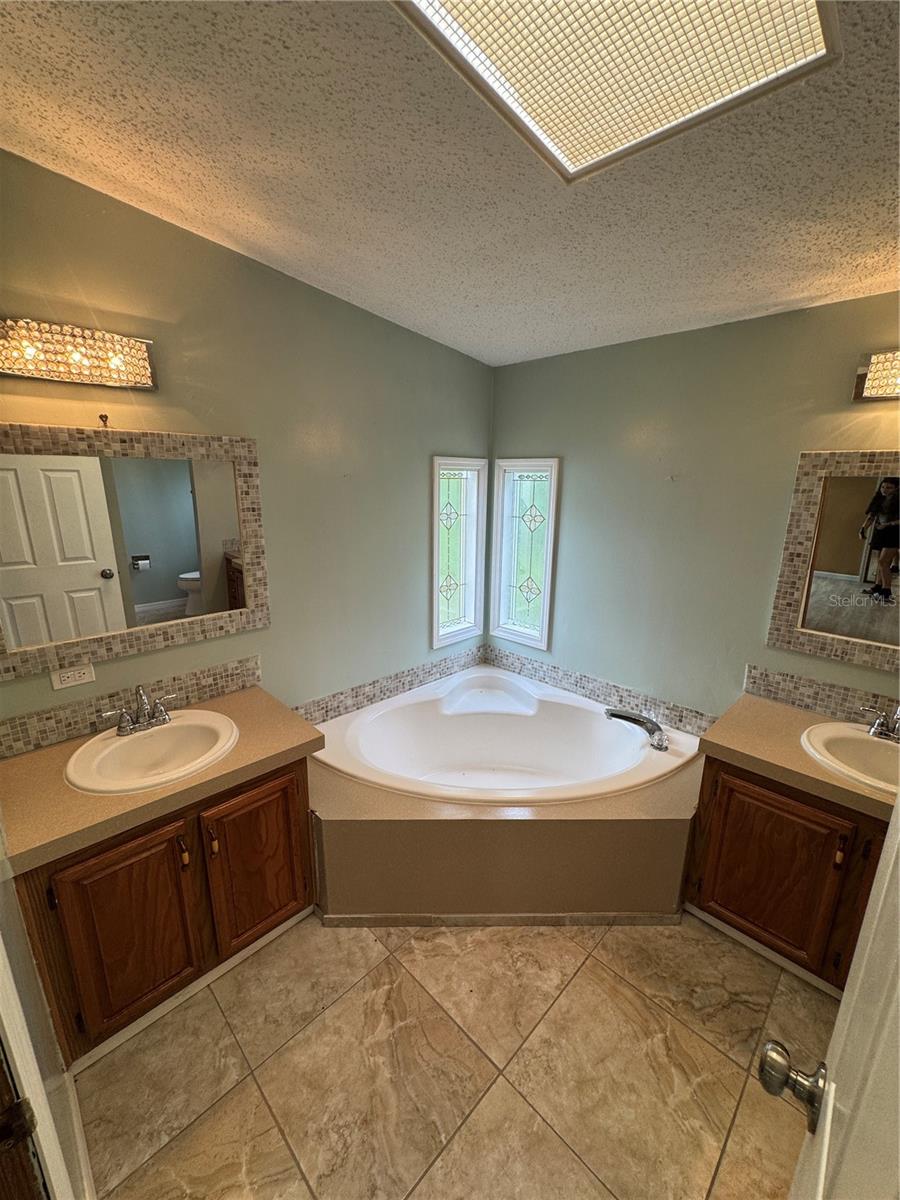 PLANTATION AT LEESBURG BELLE GROVE - Residential Lease