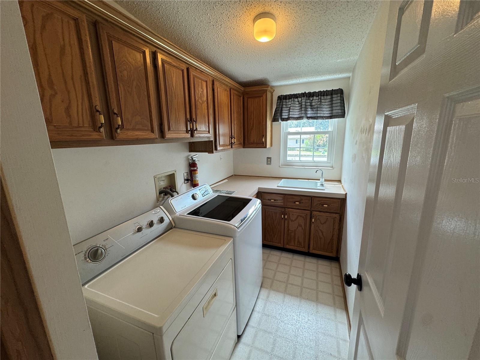 PLANTATION AT LEESBURG BELLE GROVE - Residential Lease