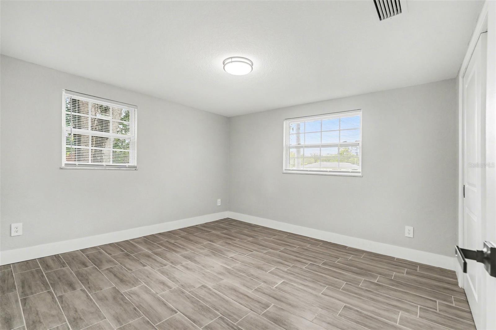 FORT KING ACRES - Residential