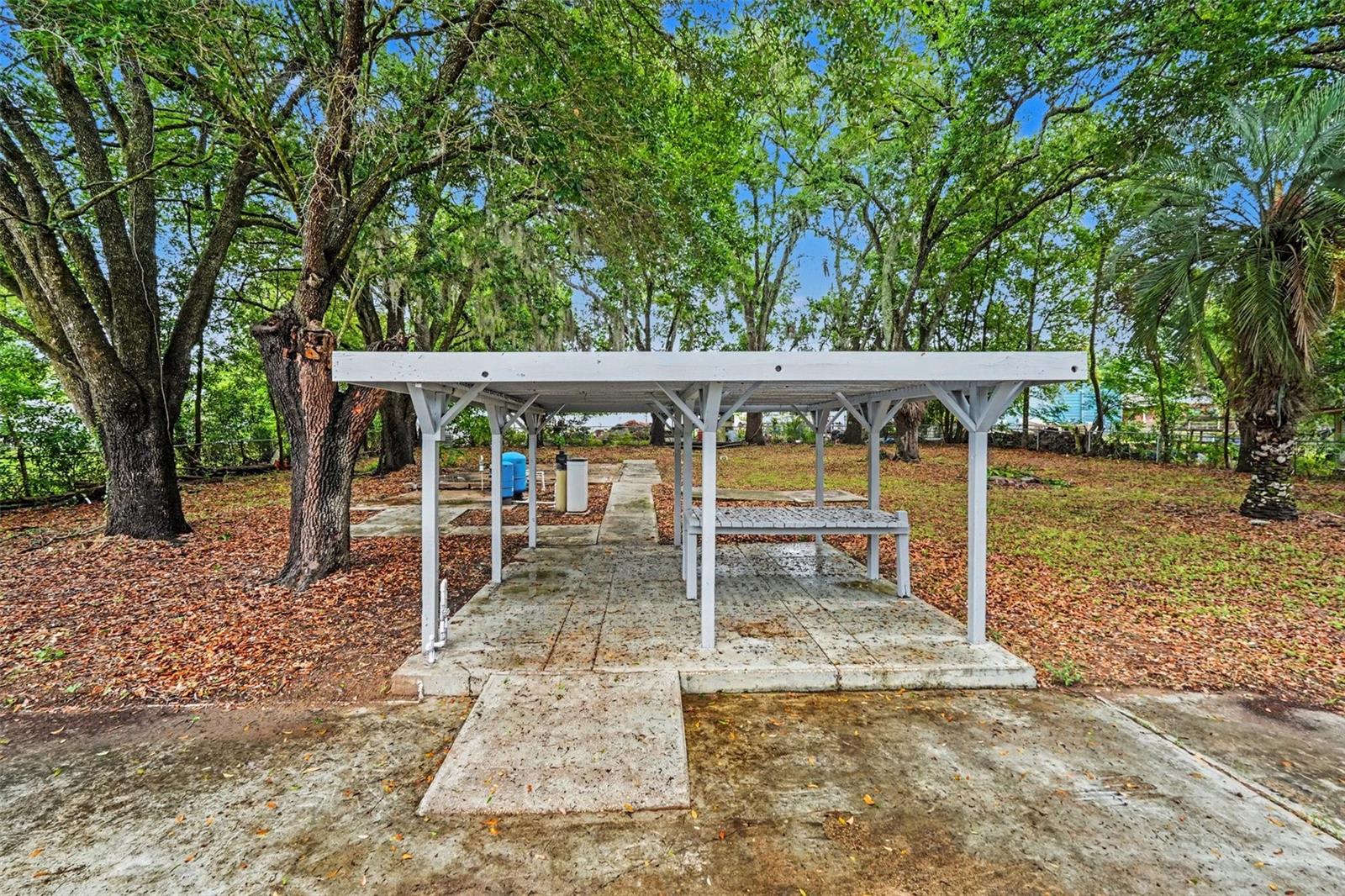 FORT KING ACRES - Residential