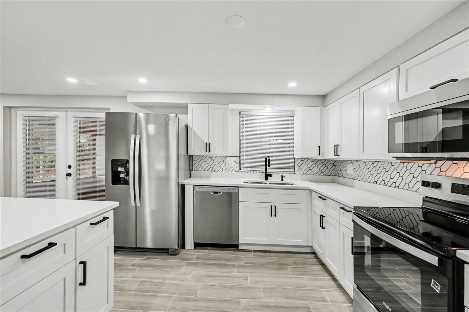 FORT KING ACRES - Residential