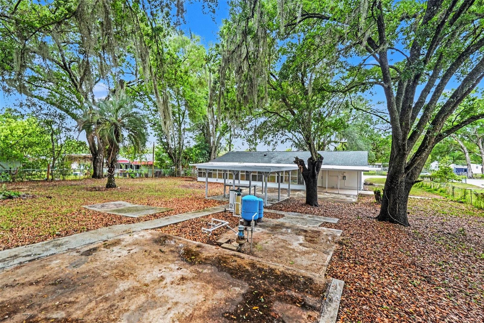 FORT KING ACRES - Residential