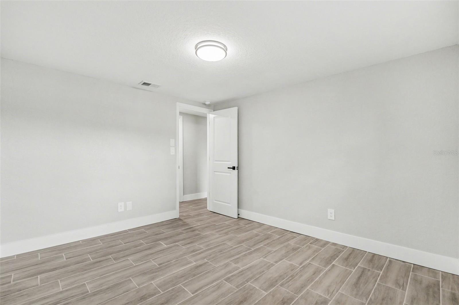 FORT KING ACRES - Residential