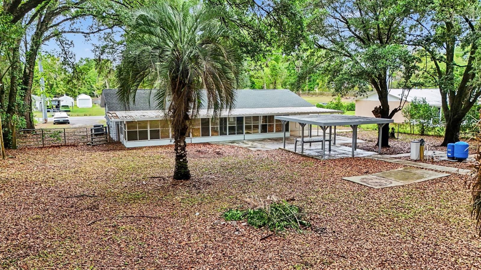 FORT KING ACRES - Residential