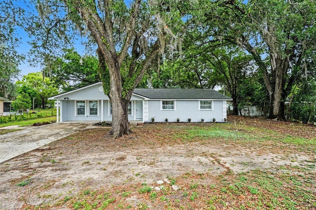 Photo of 7310 Fort King Road, Zephyrhills, FL 33541 (MLS # TB8494911)
