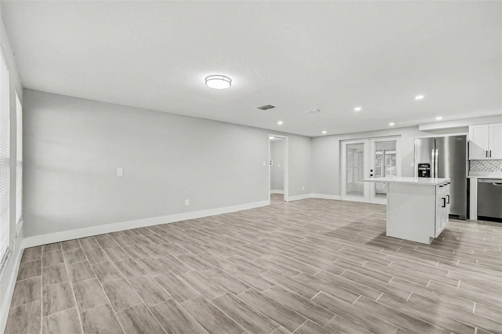 FORT KING ACRES - Residential