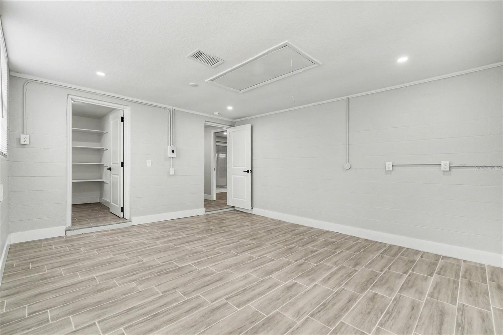 FORT KING ACRES - Residential