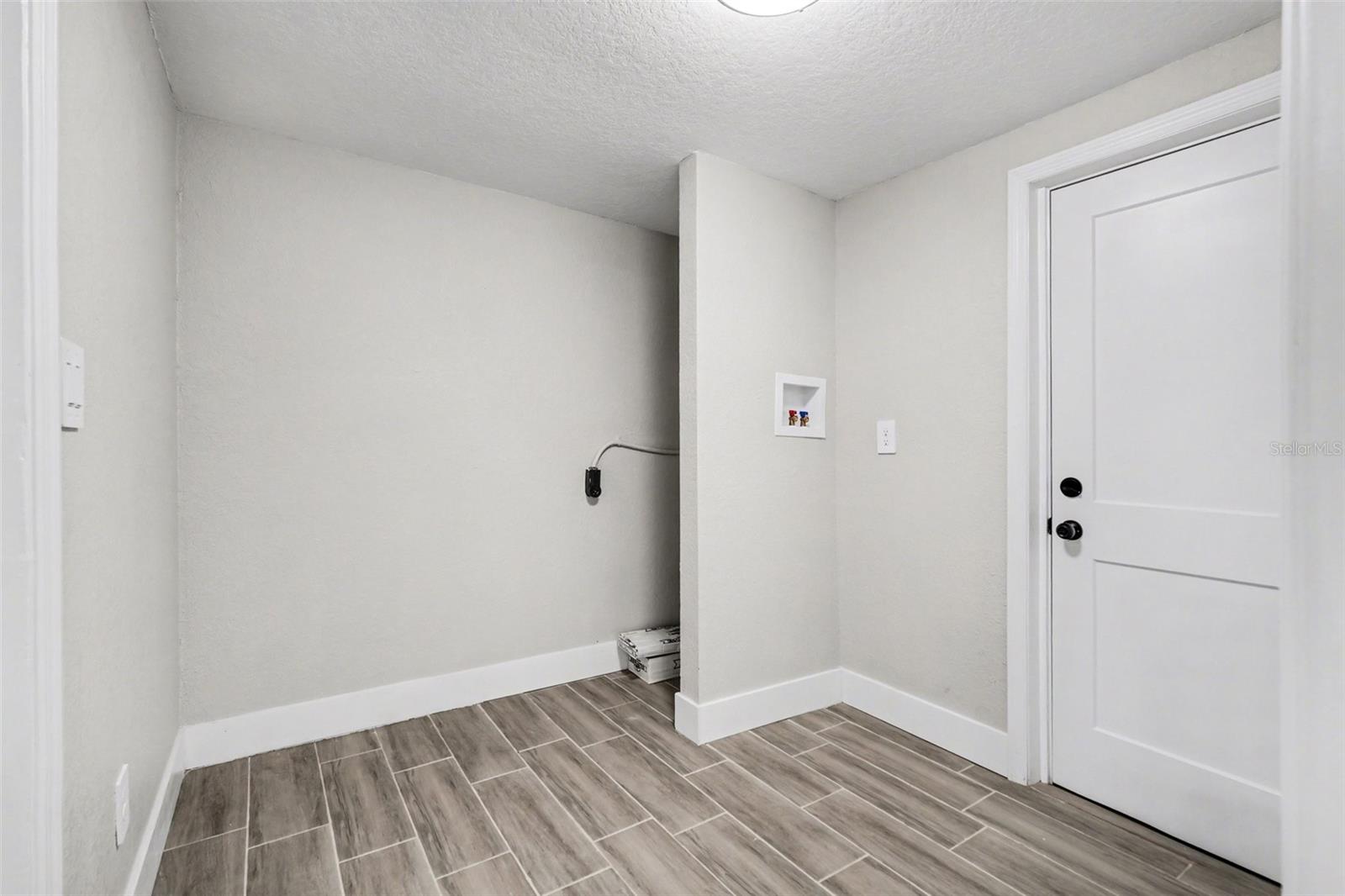 FORT KING ACRES - Residential