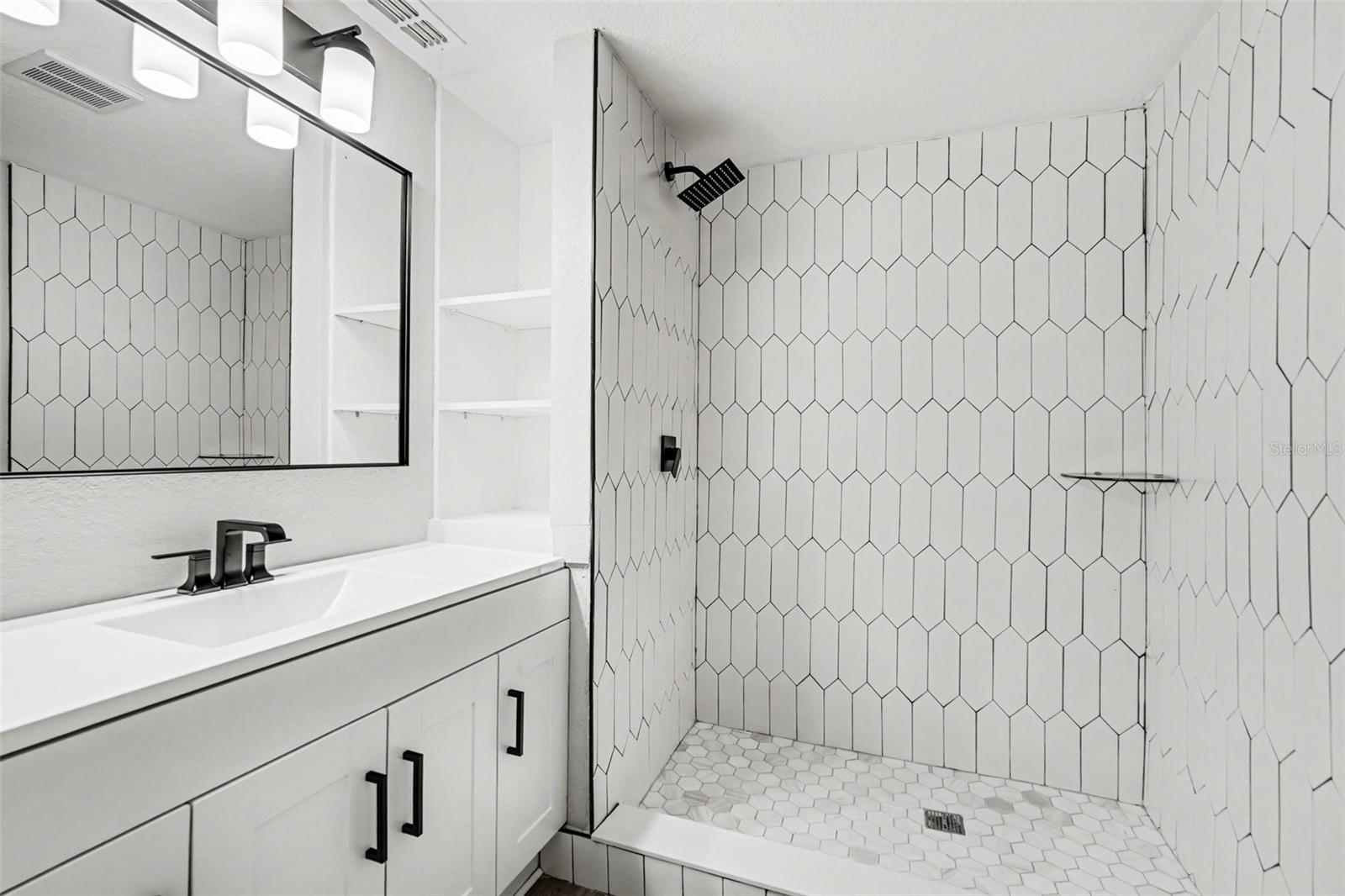 FORT KING ACRES - Residential