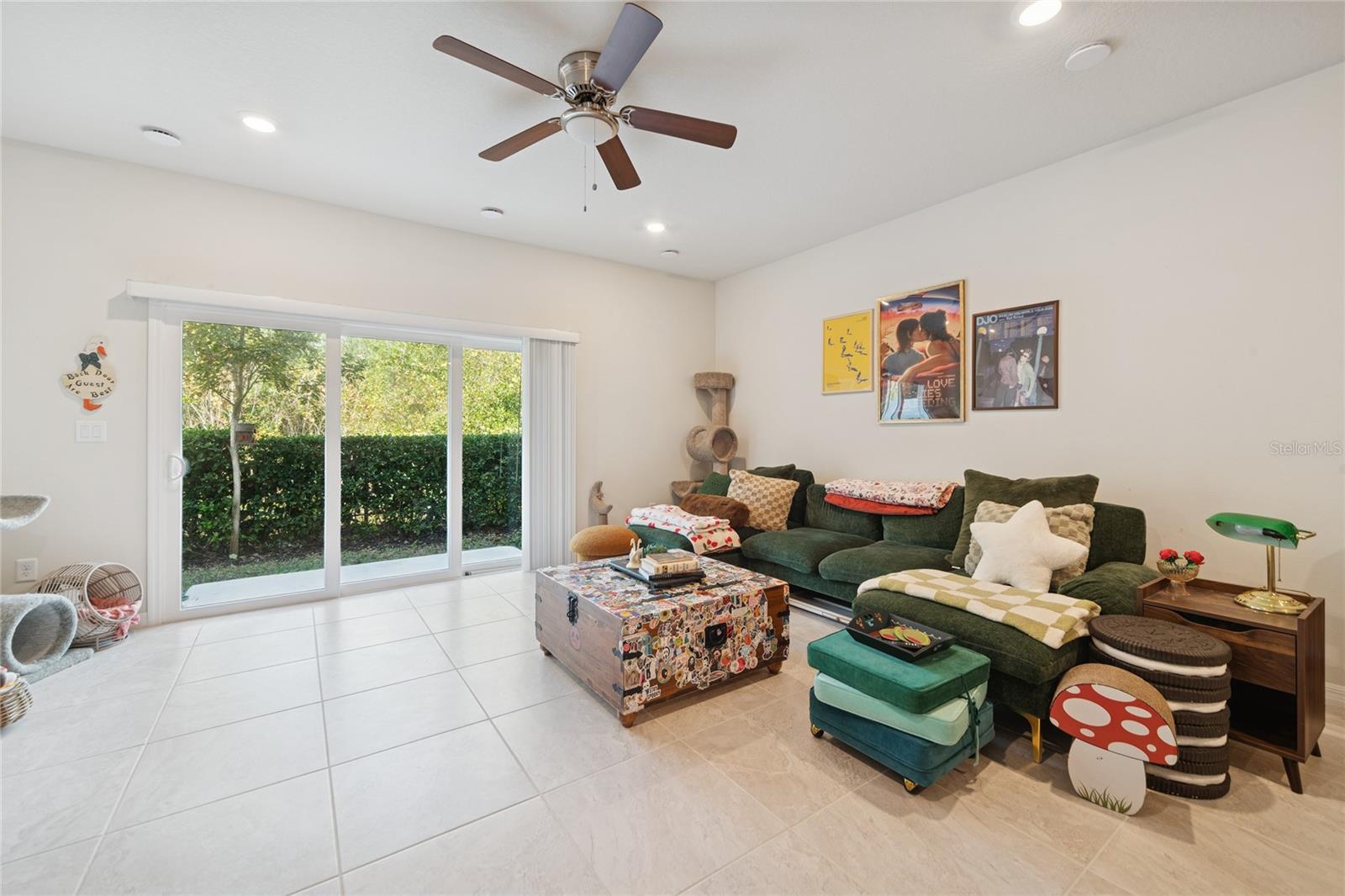 4705 SPARKLING SHELL AVENUE