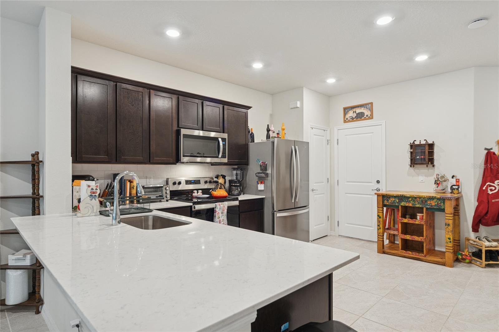 CYPRESS CAY - Residential