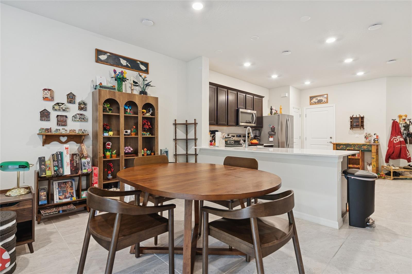 CYPRESS CAY - Residential