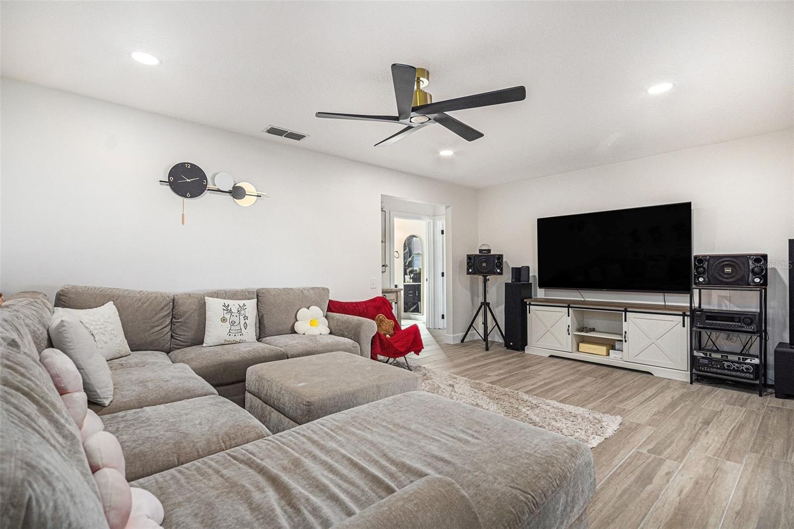 SUNRISE UNIT 2-A - Residential