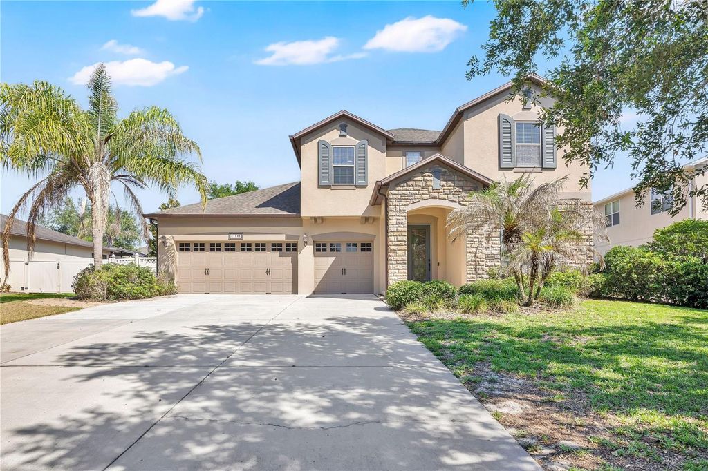 Photo of 21345 Sullivan Ranch Boulevard, Mount Dora, FL 32757 (MLS # G5112399)