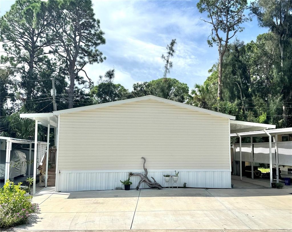 Photo of 7803 46th Avenue N #105, St Petersburg, FL 33709 (MLS # TB8424285)