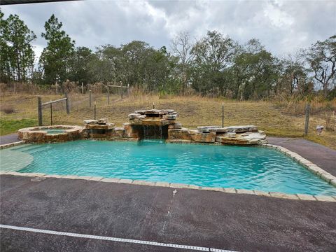 A home in DUNNELLON