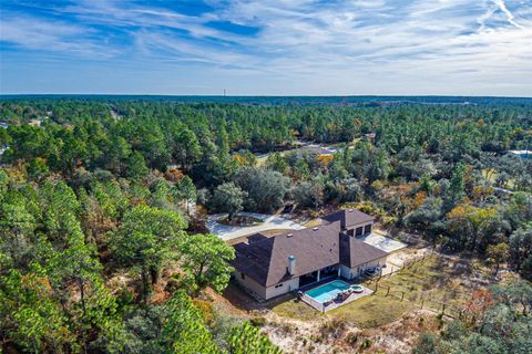 A home in DUNNELLON