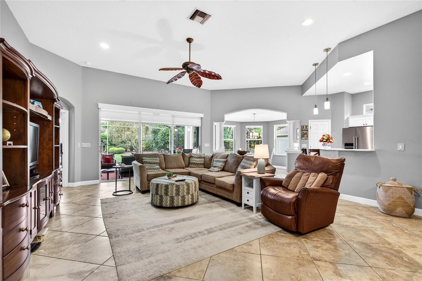 LAKES OF MOUNT DORA - Residential