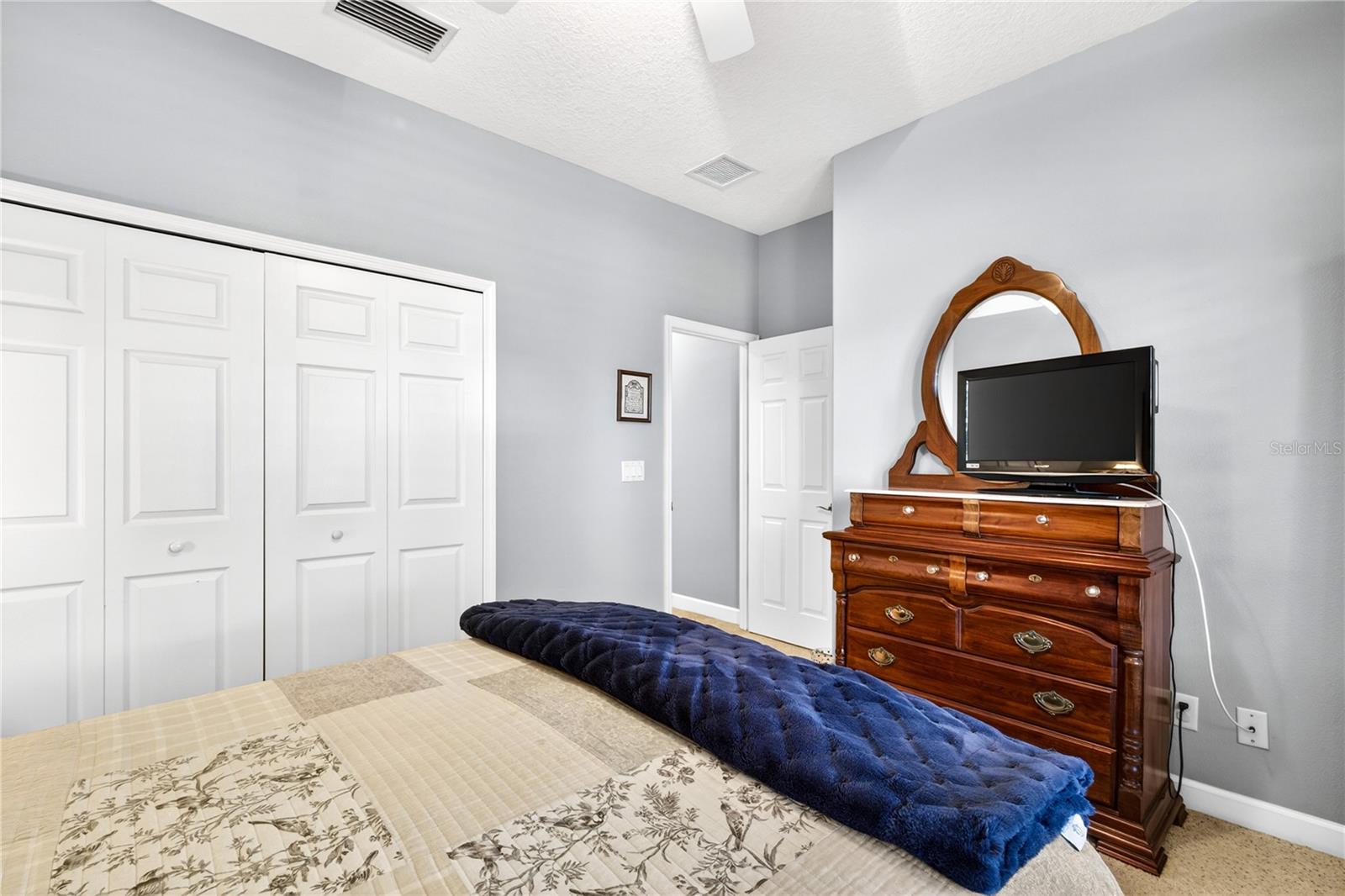 LAKES OF MOUNT DORA - Residential